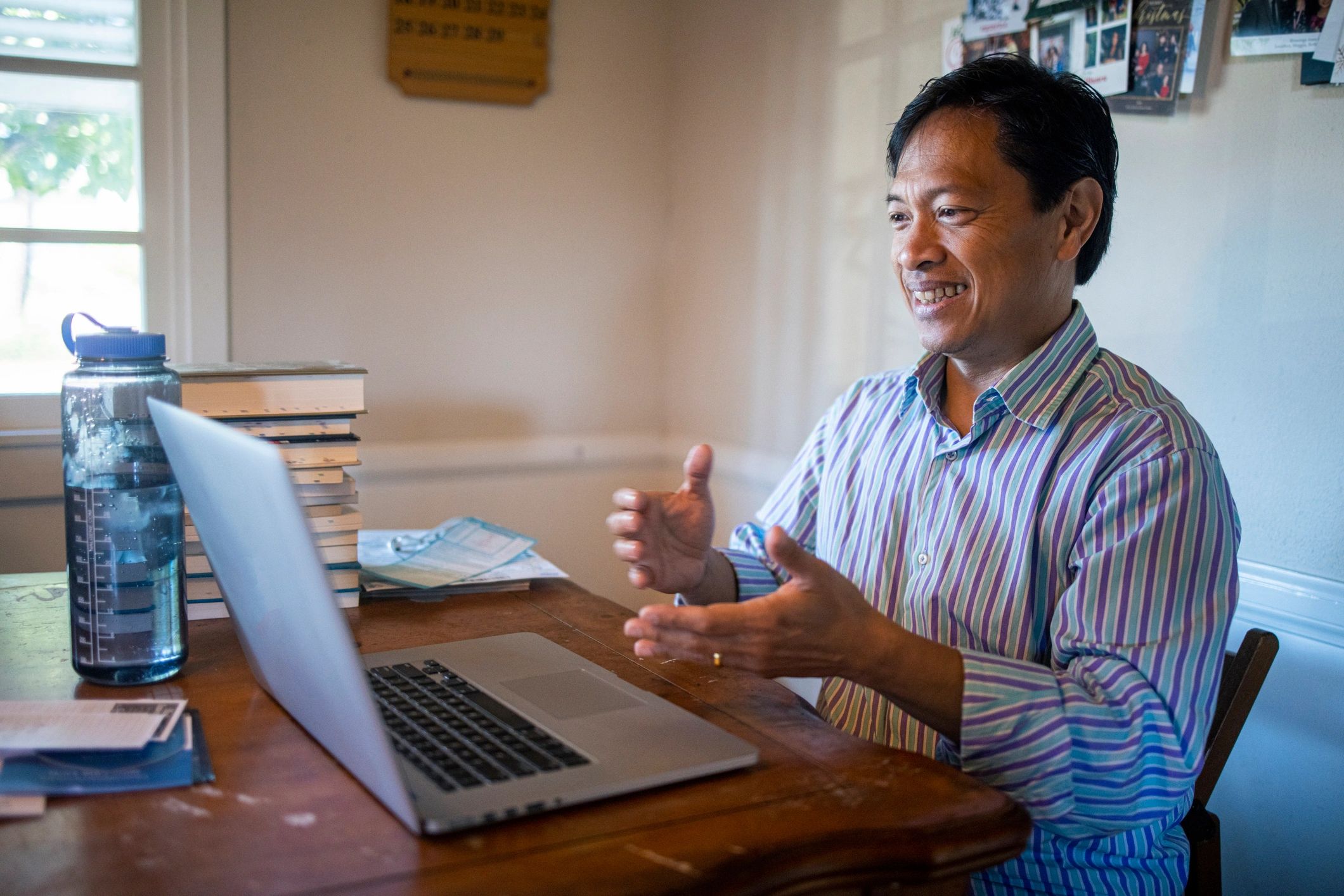 Burmese teacher online lesson