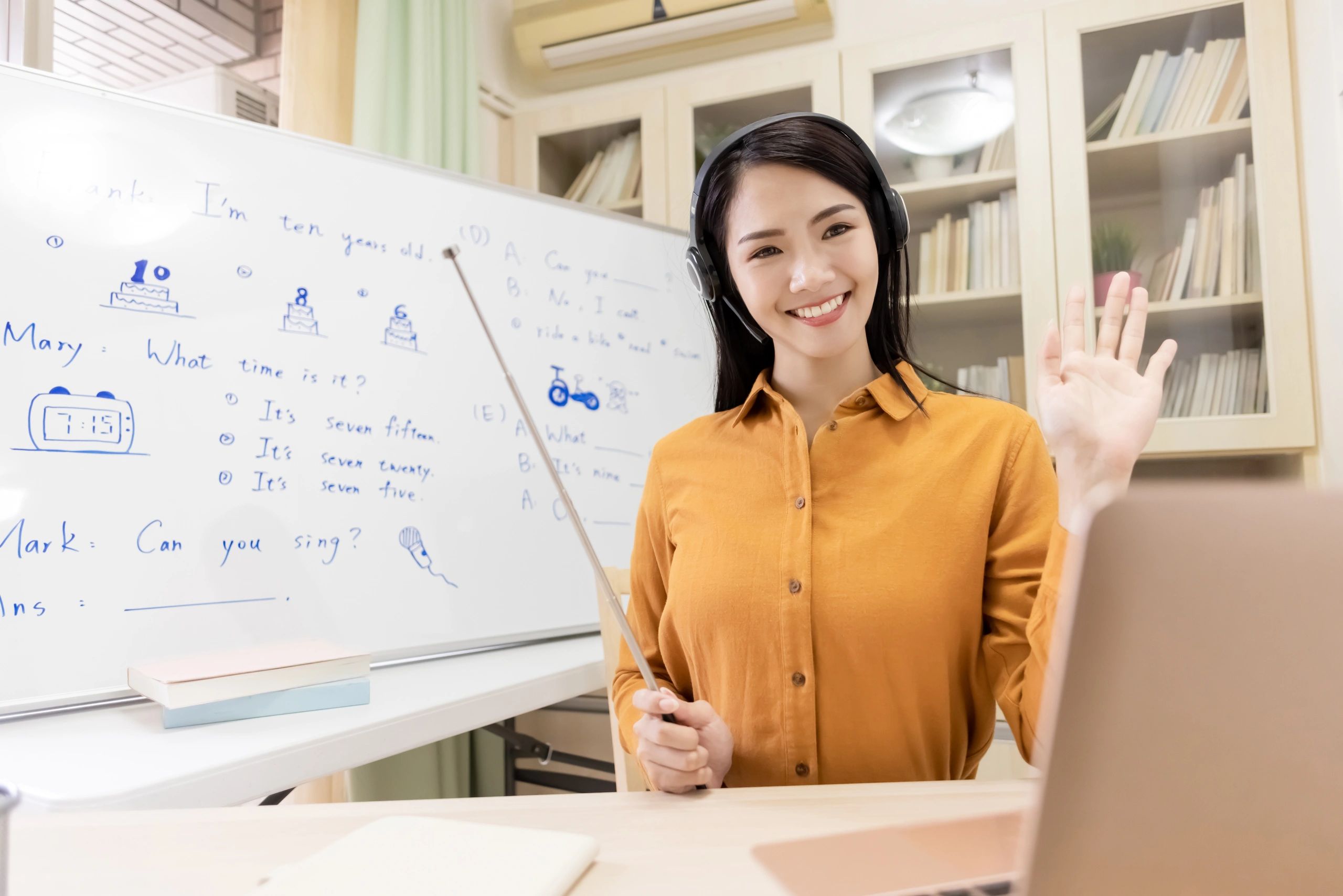 Burmese teacher online lesson