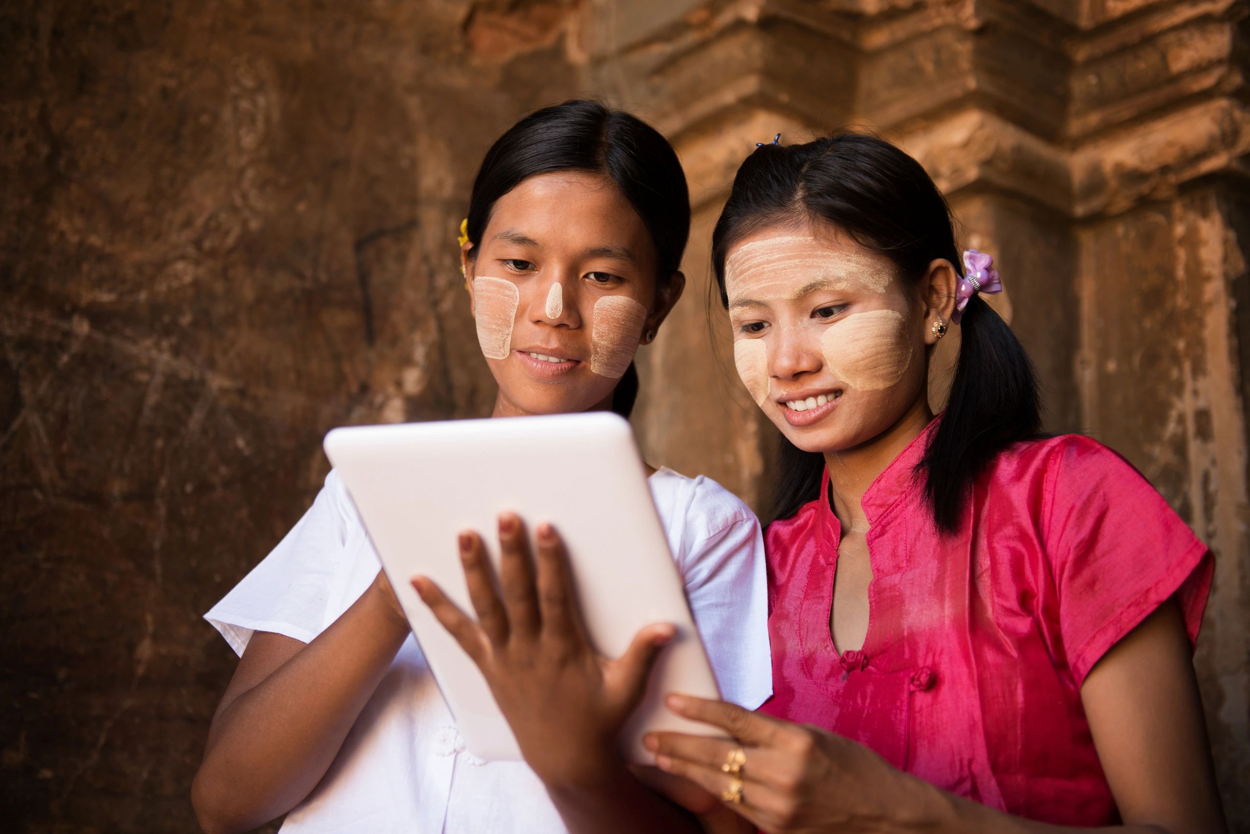 Burmese culture language learning